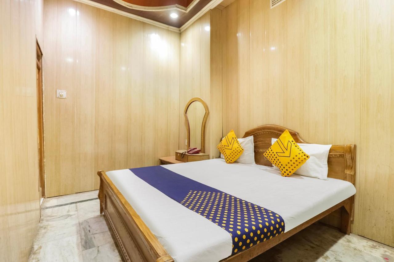 Spot On 65416 Hotel Classic Lucknow Extérieur photo
