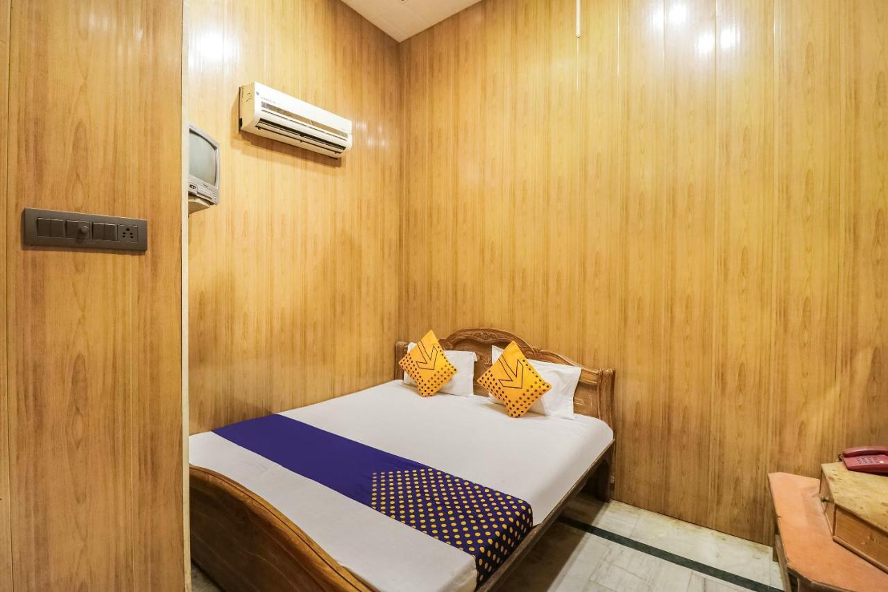 Spot On 65416 Hotel Classic Lucknow Extérieur photo
