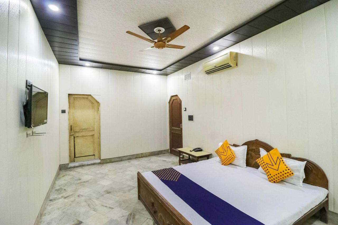 Spot On 65416 Hotel Classic Lucknow Extérieur photo